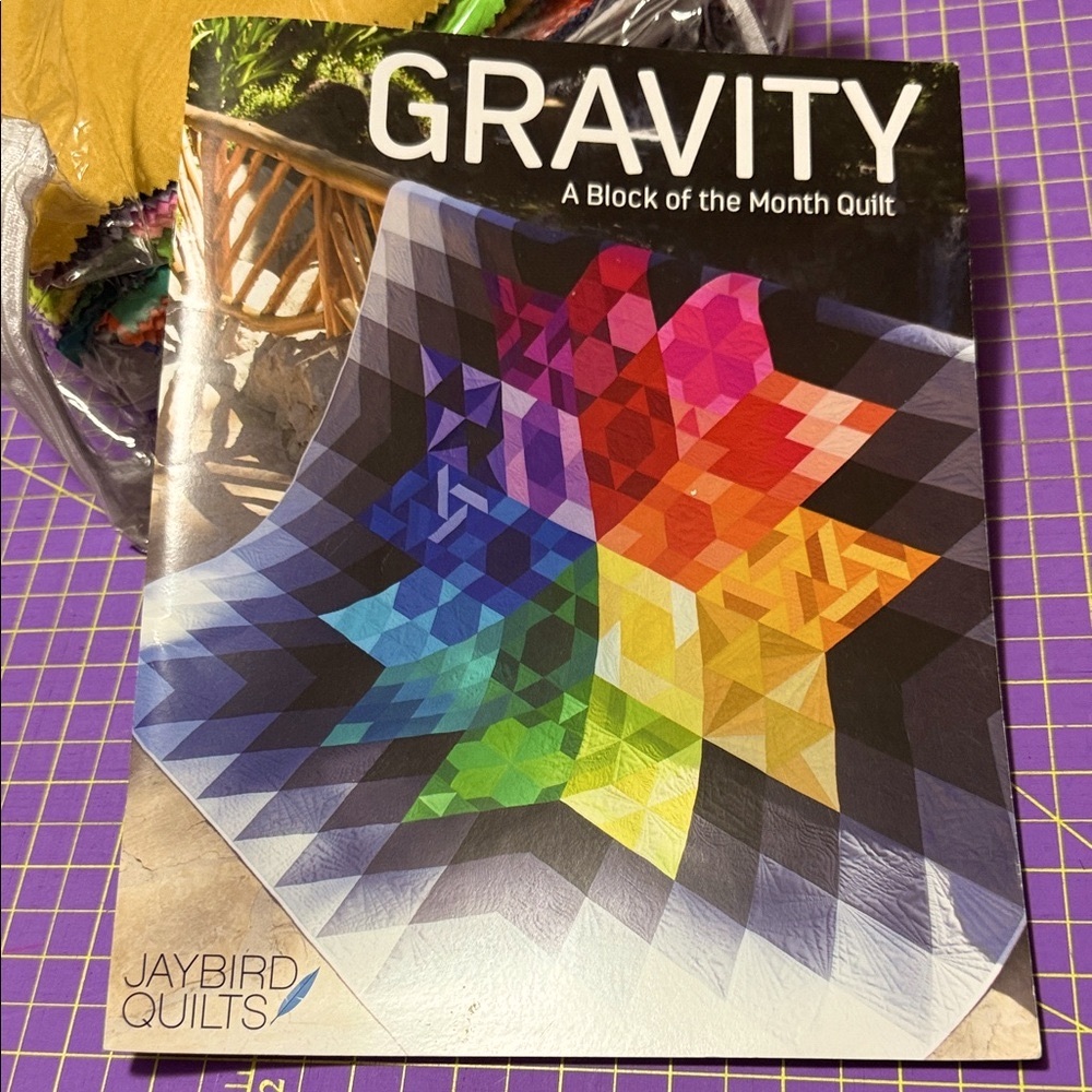 Gravity Quilt Pattern - Multicolor